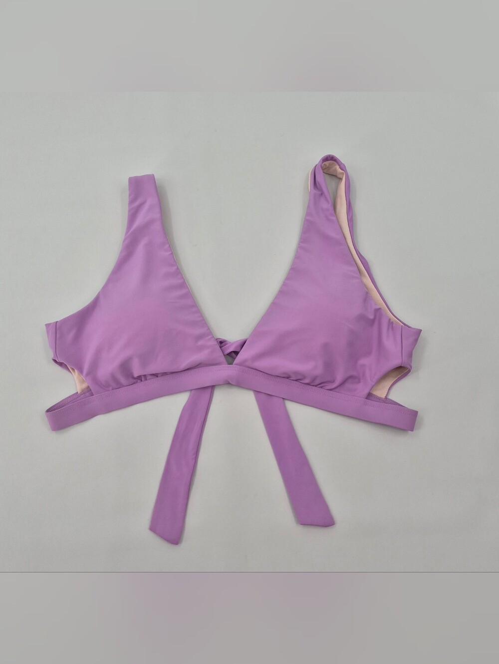 Gianni Bini Bra Swim Top Cutouts Solid Purple Lilac Strap Bikini Top Size Med